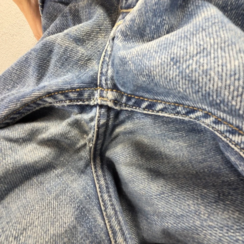 Diesel Jeans Mens 33x34 Blue Larkee Regular Straight Light Wash Button Fly 008AT
